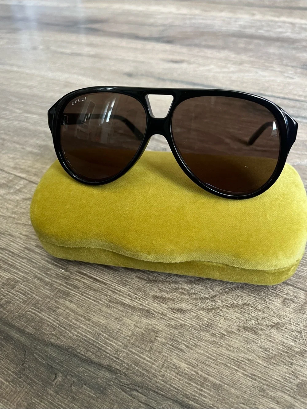 Gucci aviator sunglasses 🕶️
